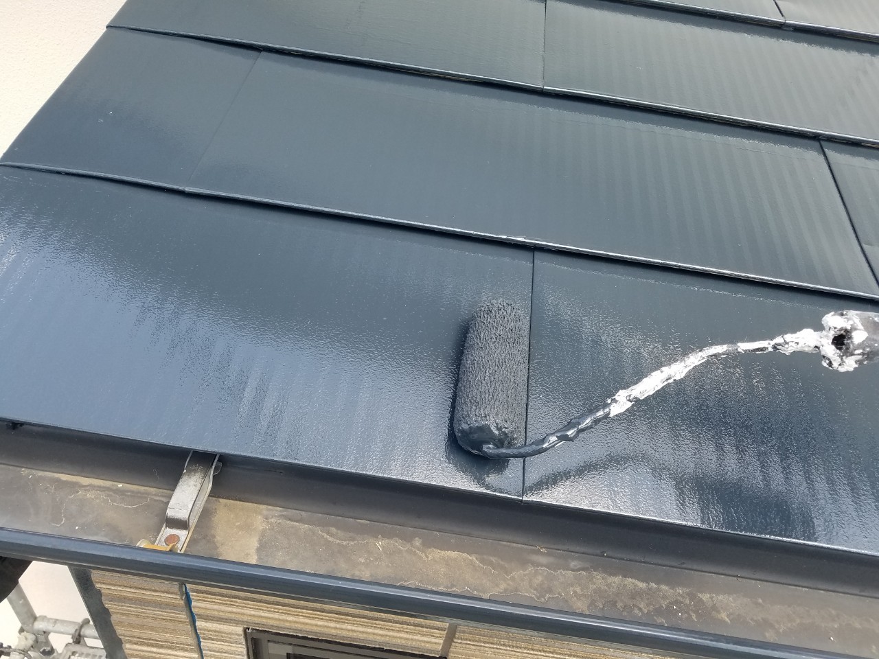 小牧市の屋根｜屋根塗装・屋根塗り替えでラジカル塗料を選ぶ理由と費用・相場