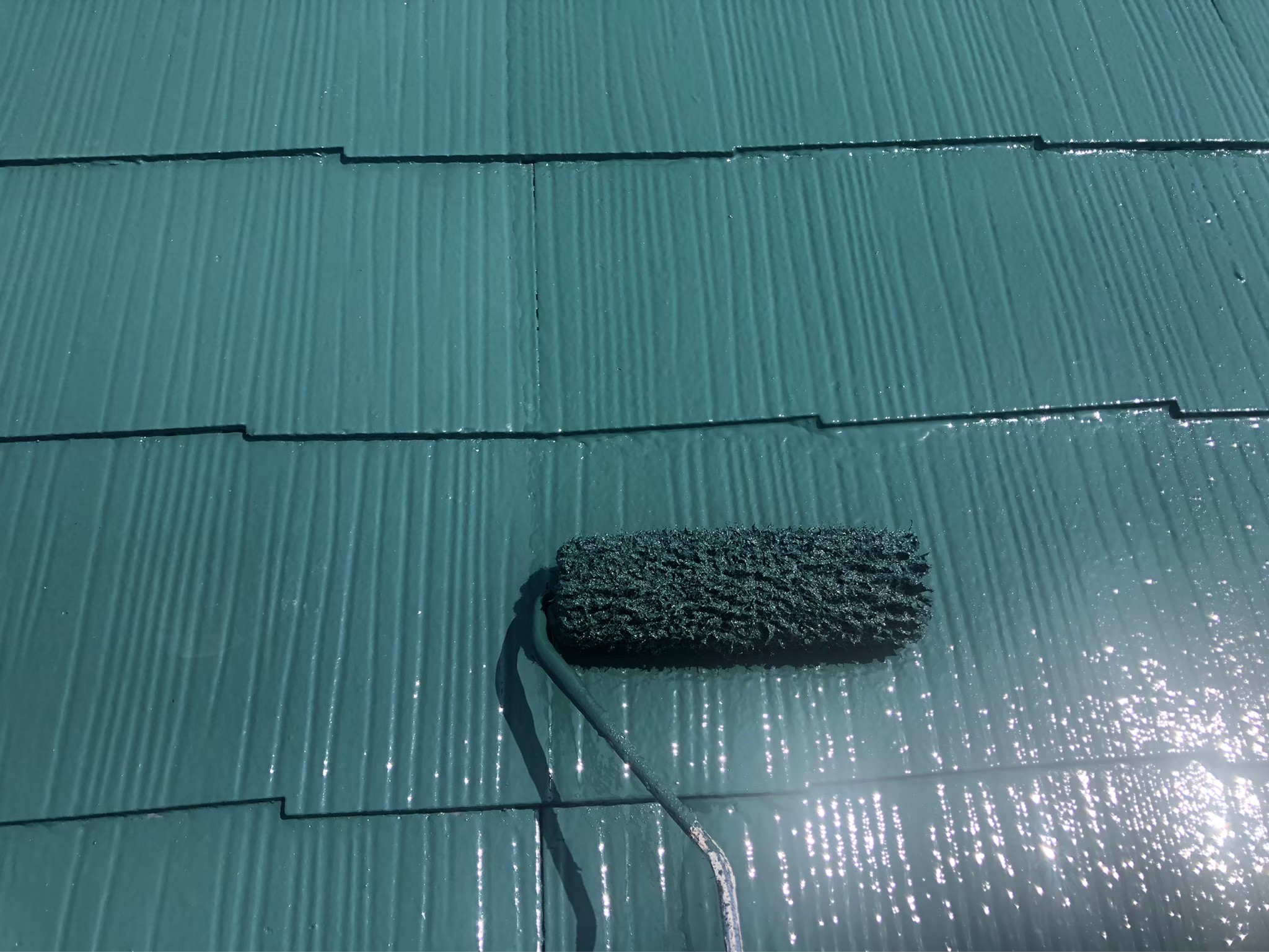 小牧市での屋根塗装：シリコン塗料による屋根塗り替えの費用と相場ガイド