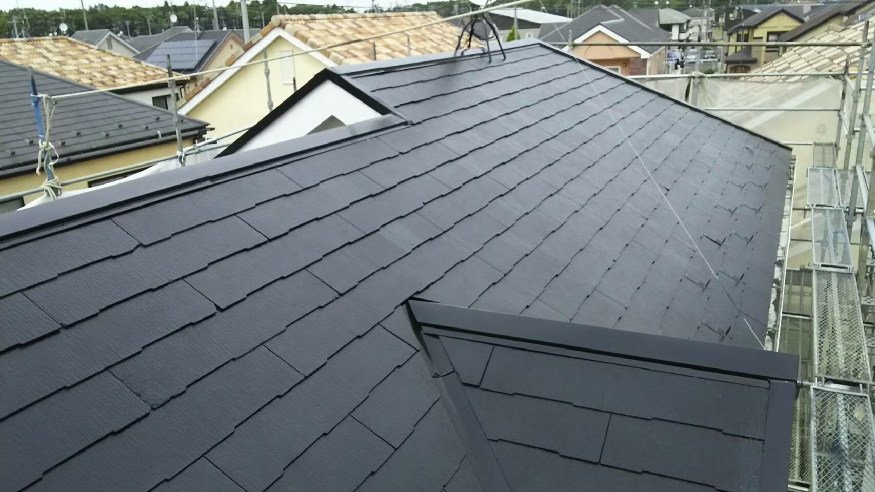 小牧市の屋根（スレート）｜屋根塗装・屋根塗り替えの費用と相場